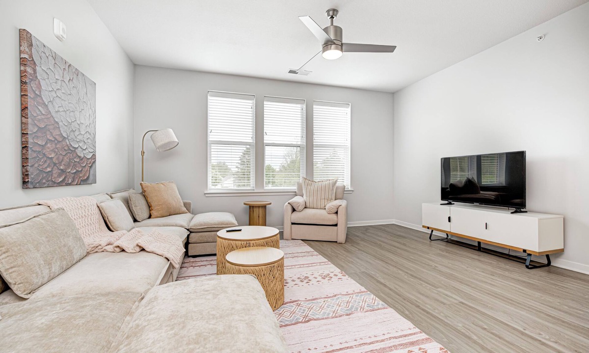 Fishers Apartment | Comfy Cozy - 2King bed/2bth Fishers