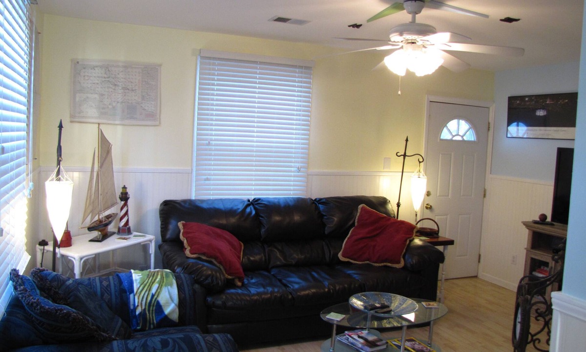 Westside House | Comfy & Cozy Right Downtown Charleston OP2019-00450