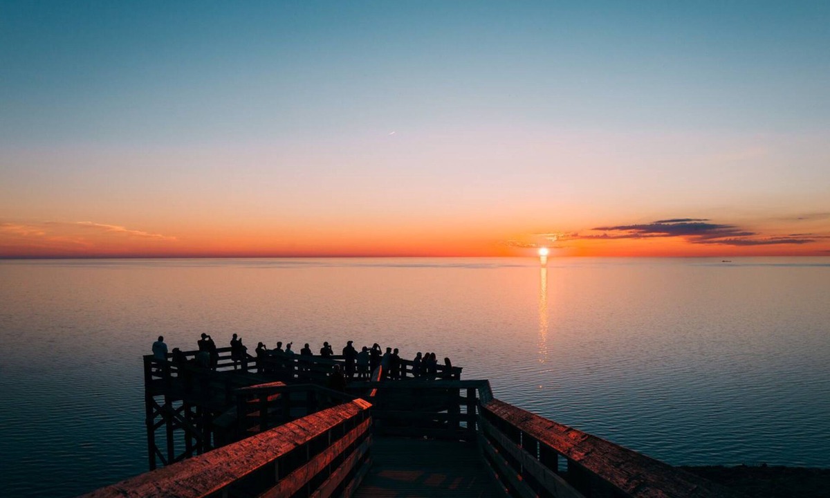 Acme Condo | ☀ Comfy Lakeside Condo @ The Shores ➠ 5607