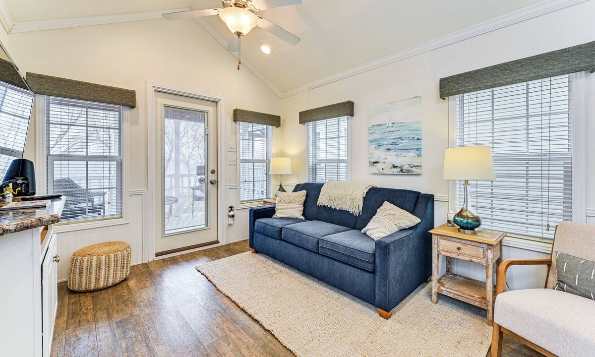 Sherrills Ford Cottage | Community Perks + Views: Cozy Lake Norman Cottage