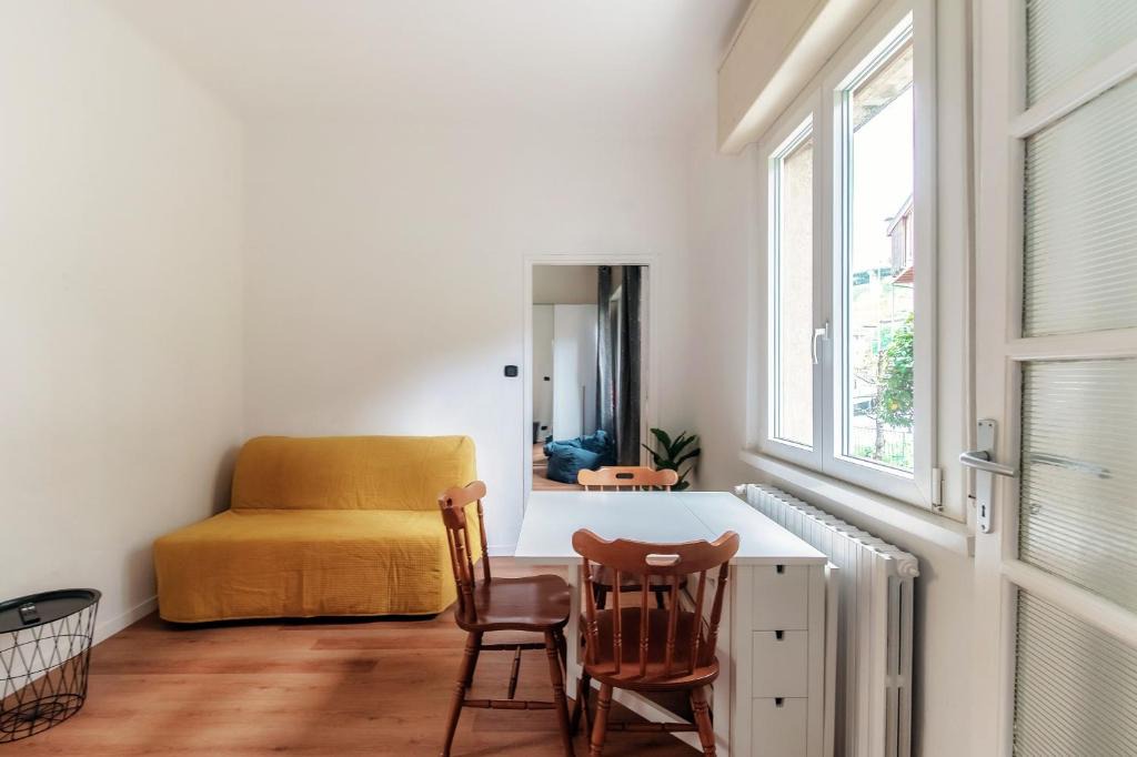 Como Apartment | Como Gateway by Quokka 360 - Between Como and Switzerland