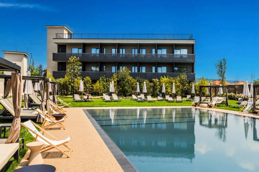 Albate Hotel | Como Hills