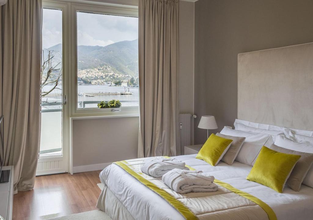 Como City Centre Apartment | Como Lake Suites