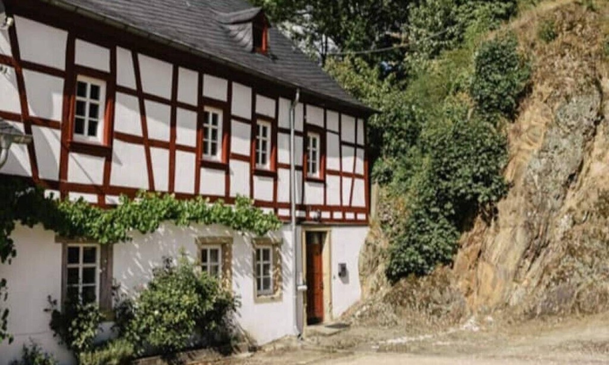 Gemuenden House | Complete accommodation: Apartment in Gemünden, Germany