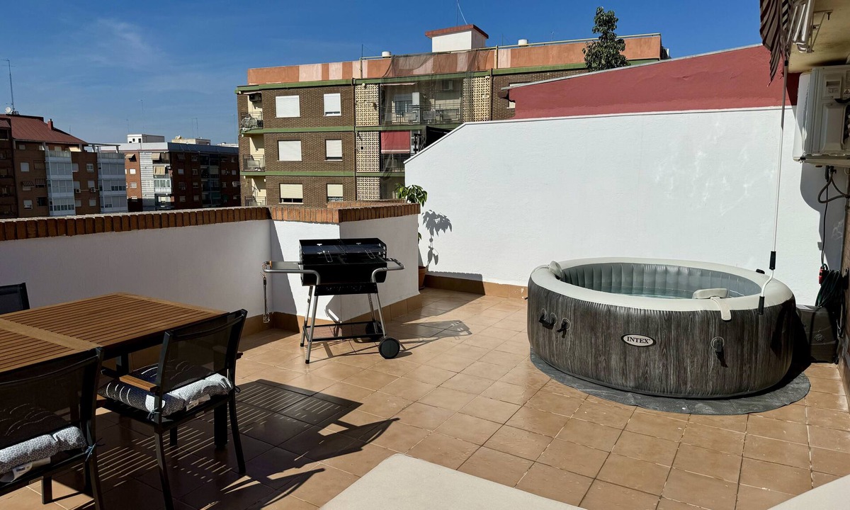 Nou Moles Apartment | Complete Attic Having Everything to Enjoy Valencia's sun in the Terrace!