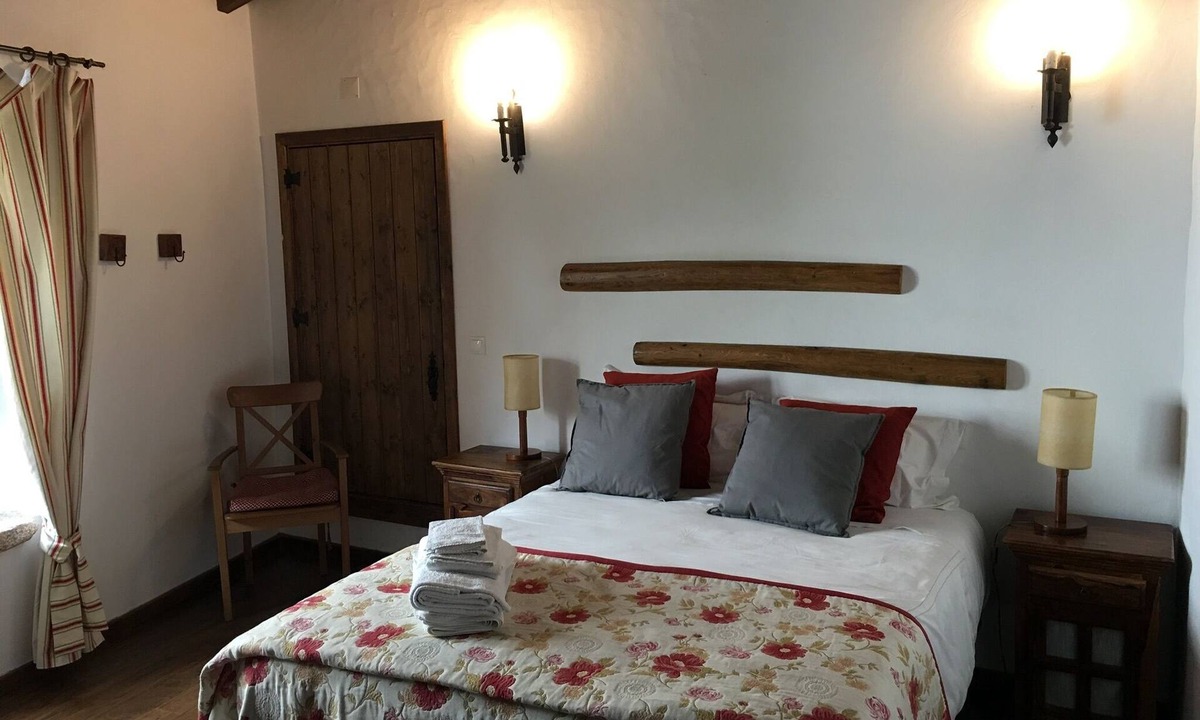 Santa Maria de Marvao House | Completely refurbished villa within the town walls with wifi