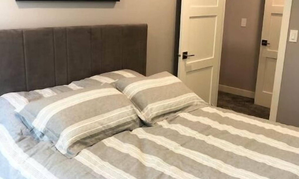 Clear Lake Cottage | Completely remodeled home within walking distance to the lake!