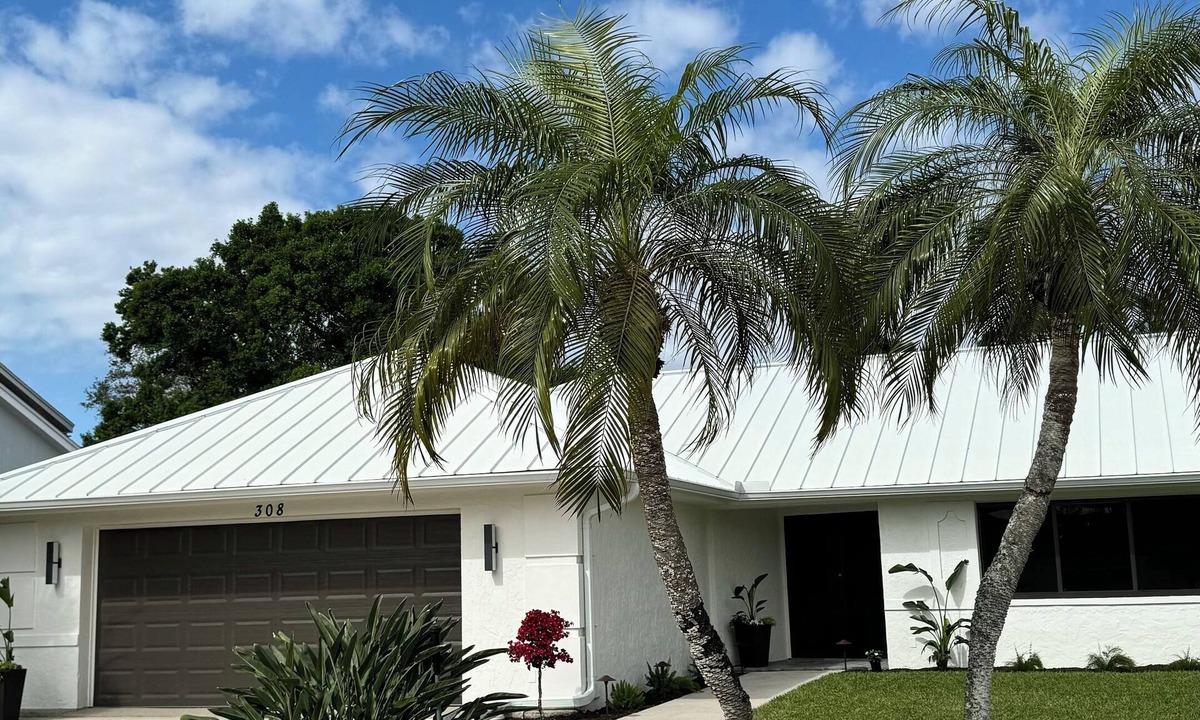 Palm River Estates House | Completely renovated 3-bedroom, heated pool home, privacy, near Naples beach!