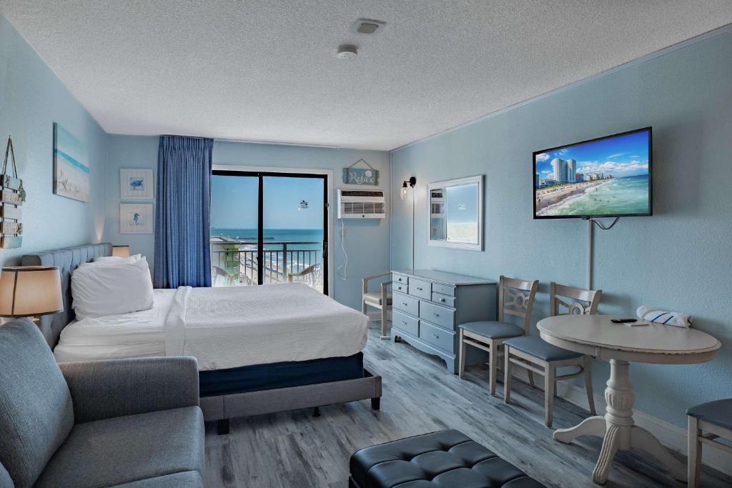 Myrtle Beach House | Completely Renovated Ocean View King Suite! Perfect for 4 Guests! Sea Mist 51608