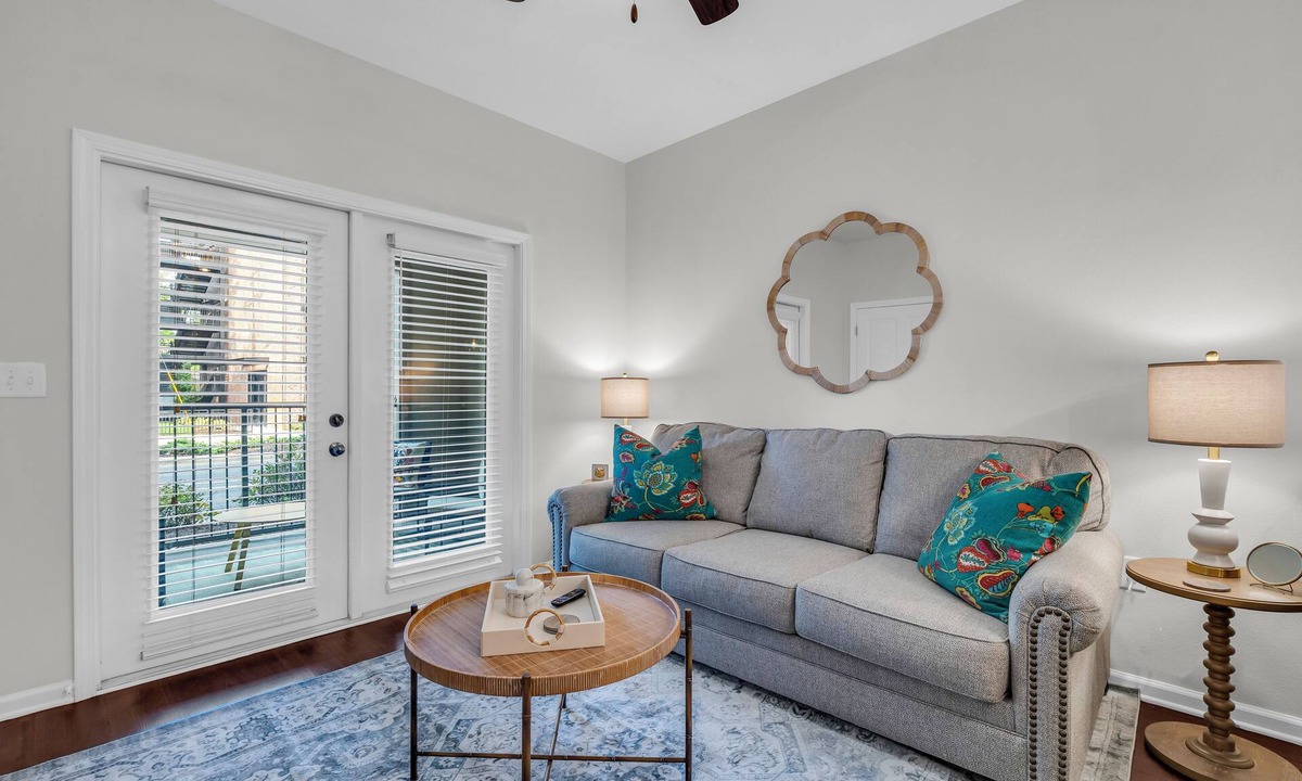 Starkville Condo | Completely Updated Condo, Walk to Davis Wade Stadium and The Cotton District!