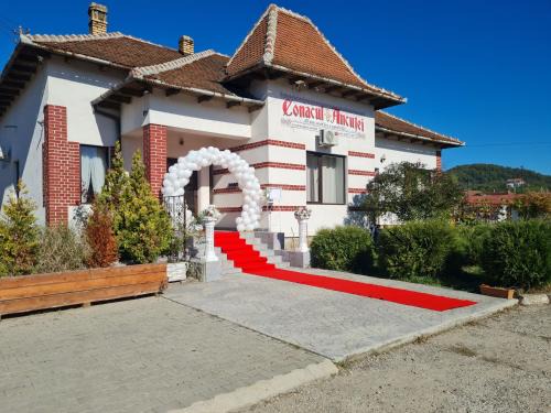 Brad Bed & Breakfast | Conacul Ancuței