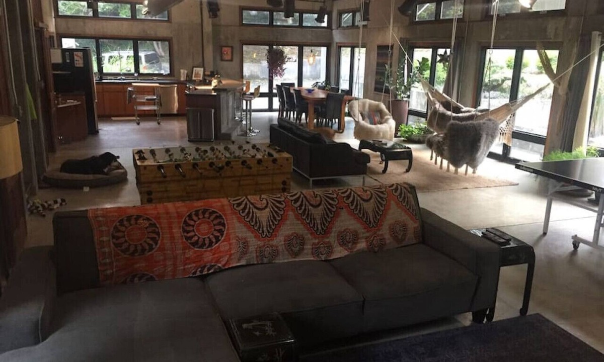 Eureka House | Concrete Loft in the Redwoods