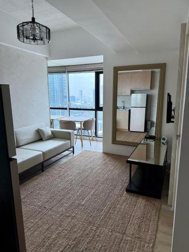 Wack-Wack Greenhills Apartment | Condo Roughly 30 mins from NAIA with view of Greenhills