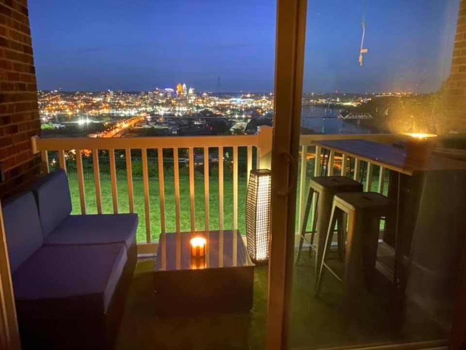 East Price Hill Apartment | Condo With Downtown Cincinnati View