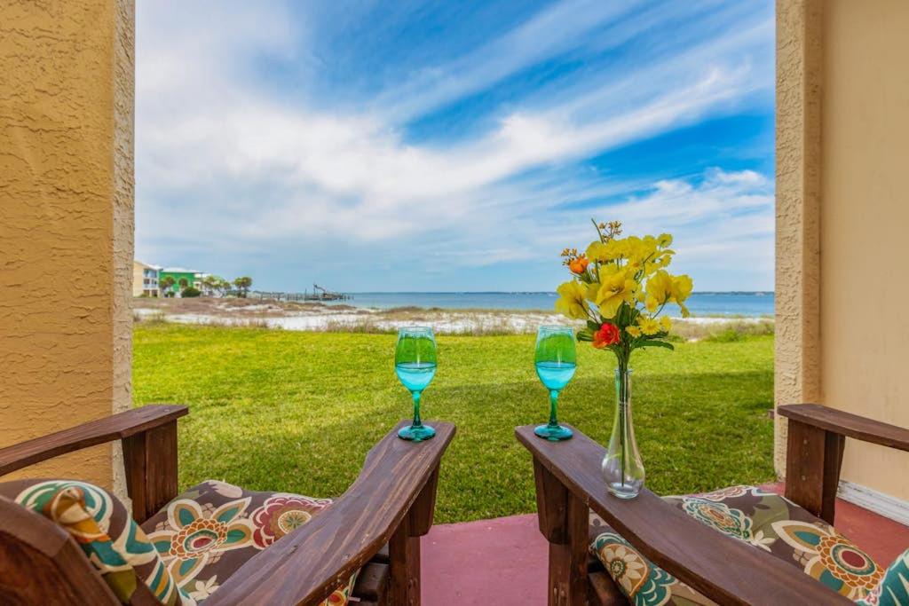 Navarre Beach House | Condo with private balcony pool grills central AC & WD