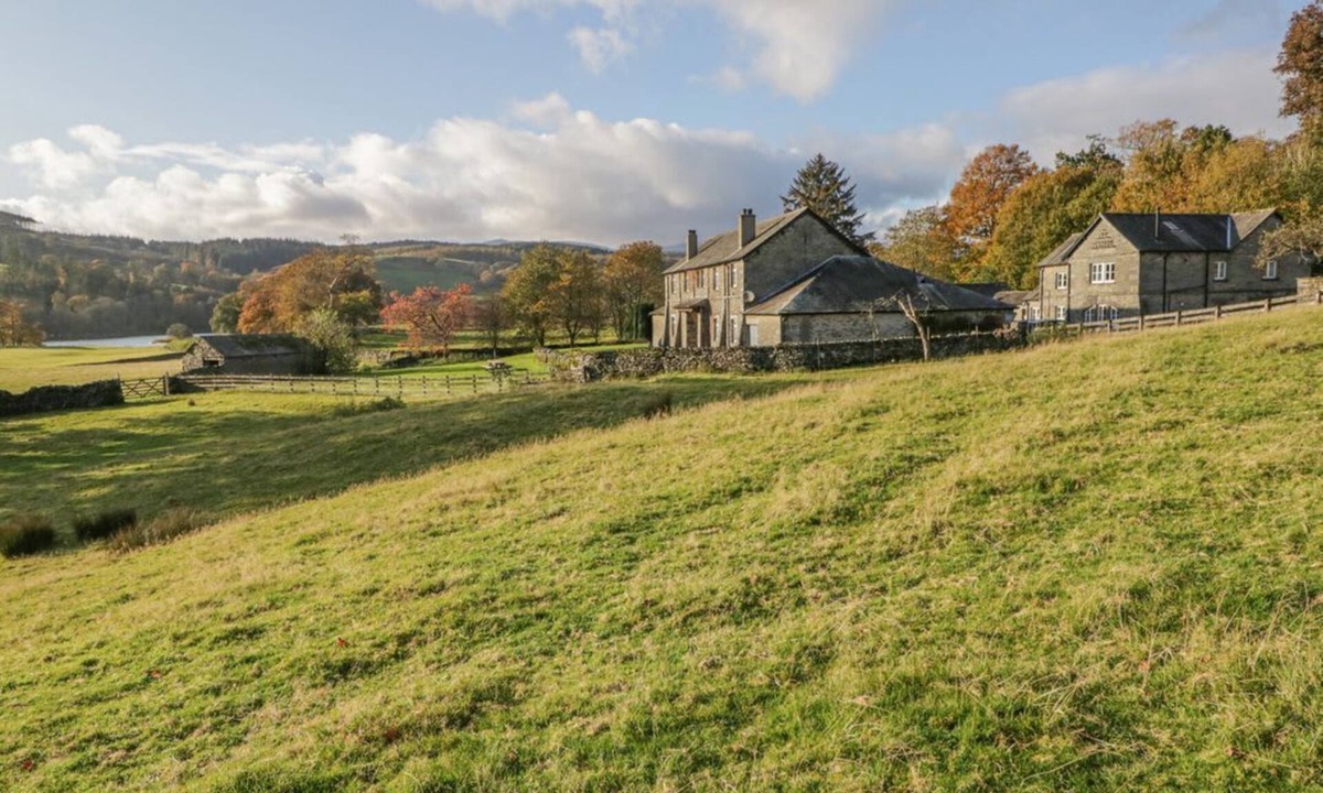 Near Sawrey Apartment | Coniston: A Charming Retreat in Far Sawrey