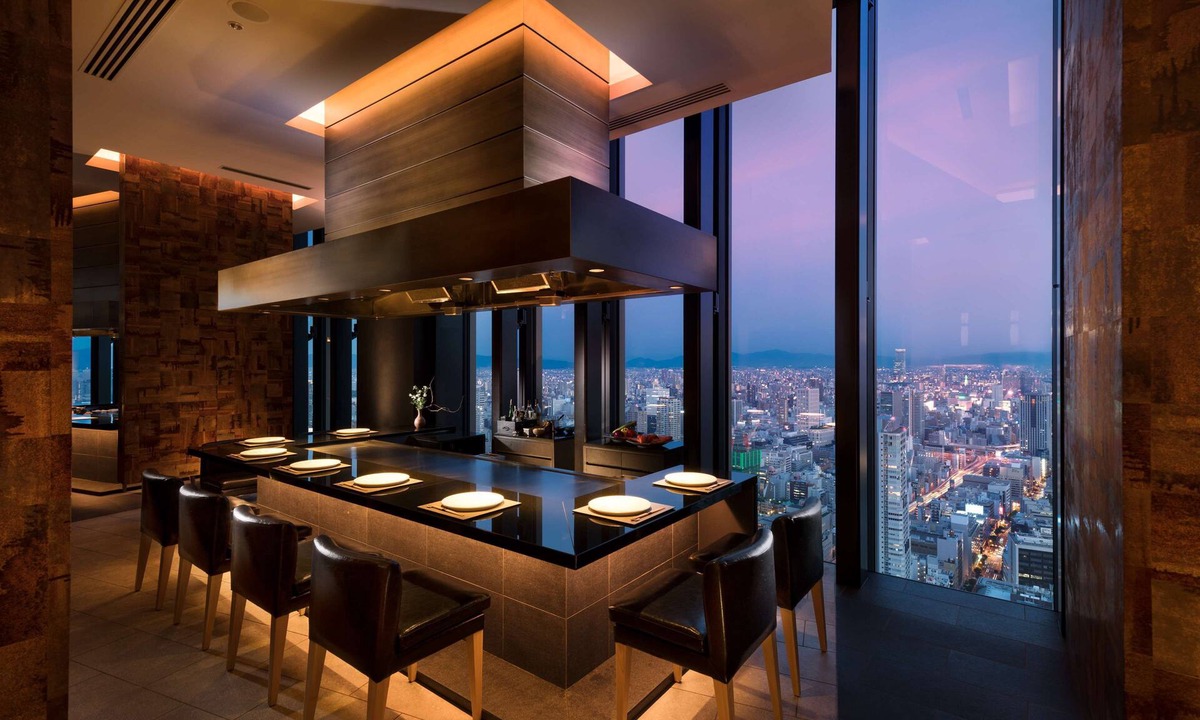 Nakanoshima Hotel | Conrad Osaka