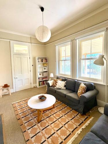 Armidale House | Constable's Cottage