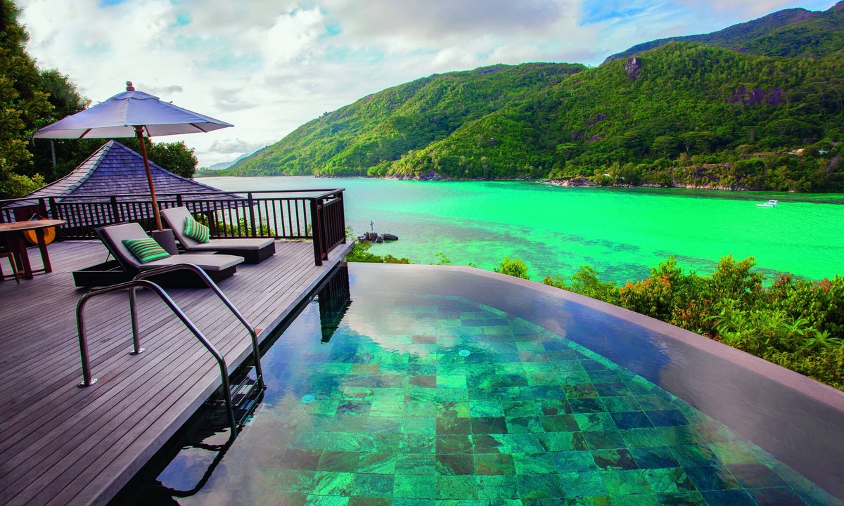 Port Glaud Resort | Constance Ephélia