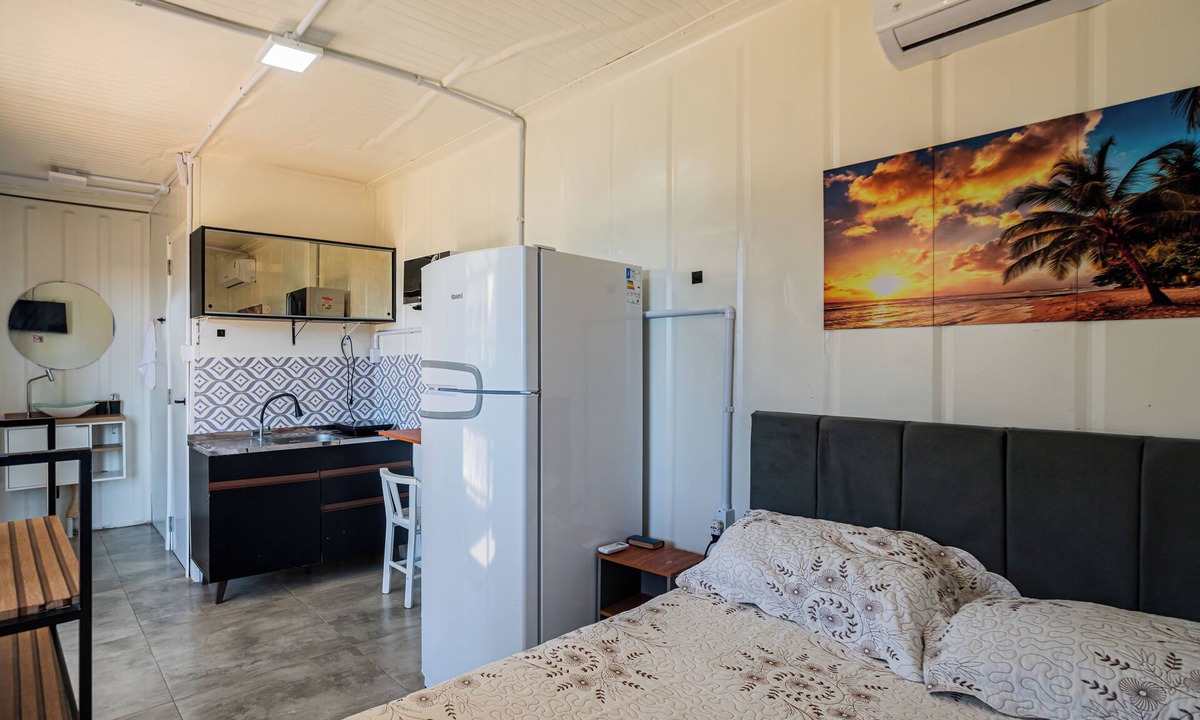 Meia Praia House | Container 3
