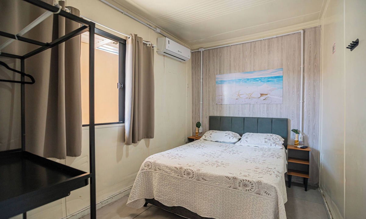 Meia Praia House | Container 4