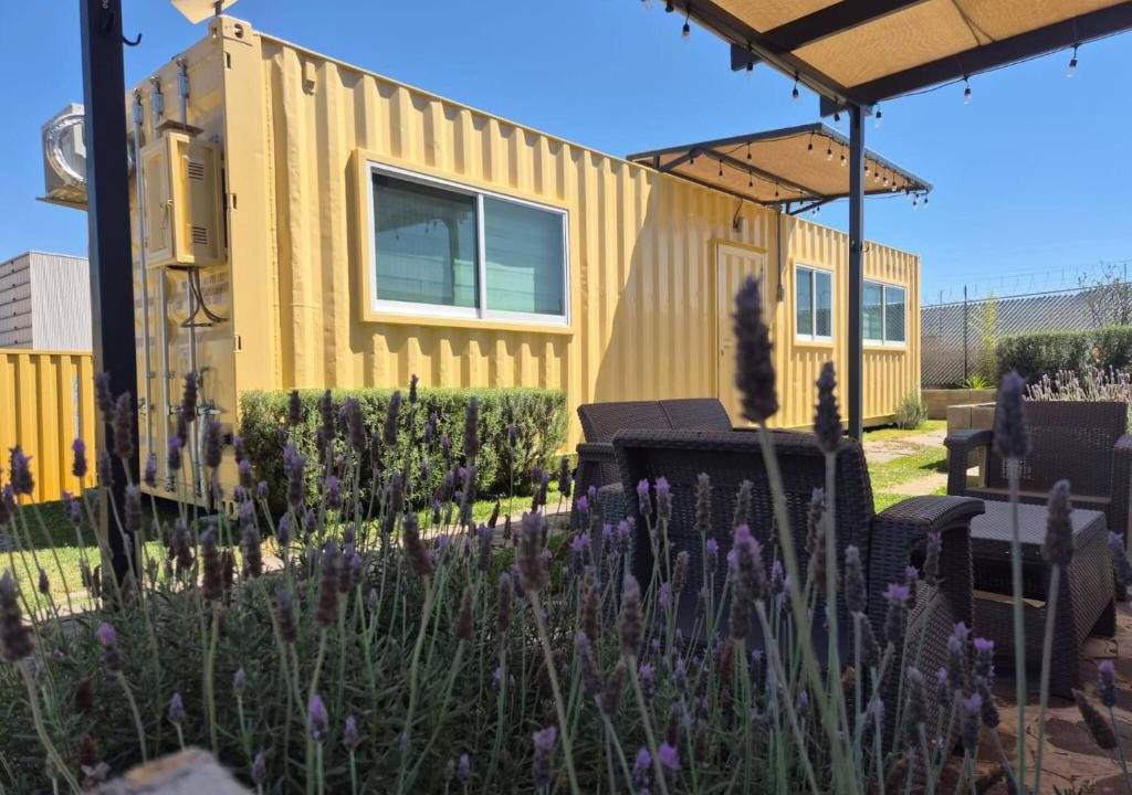 Zapopan House | Container Glamping