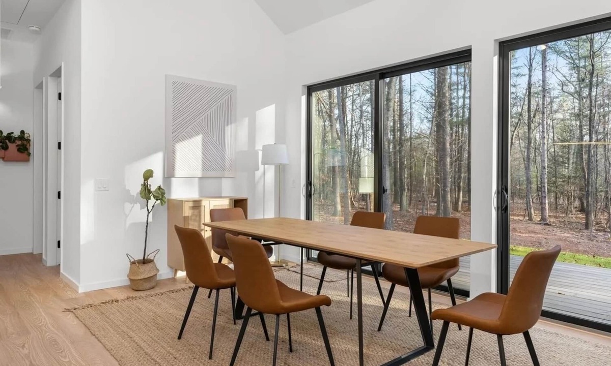 Round Top Cabin | Contemporary Cabin on 1.5 Acres of Land