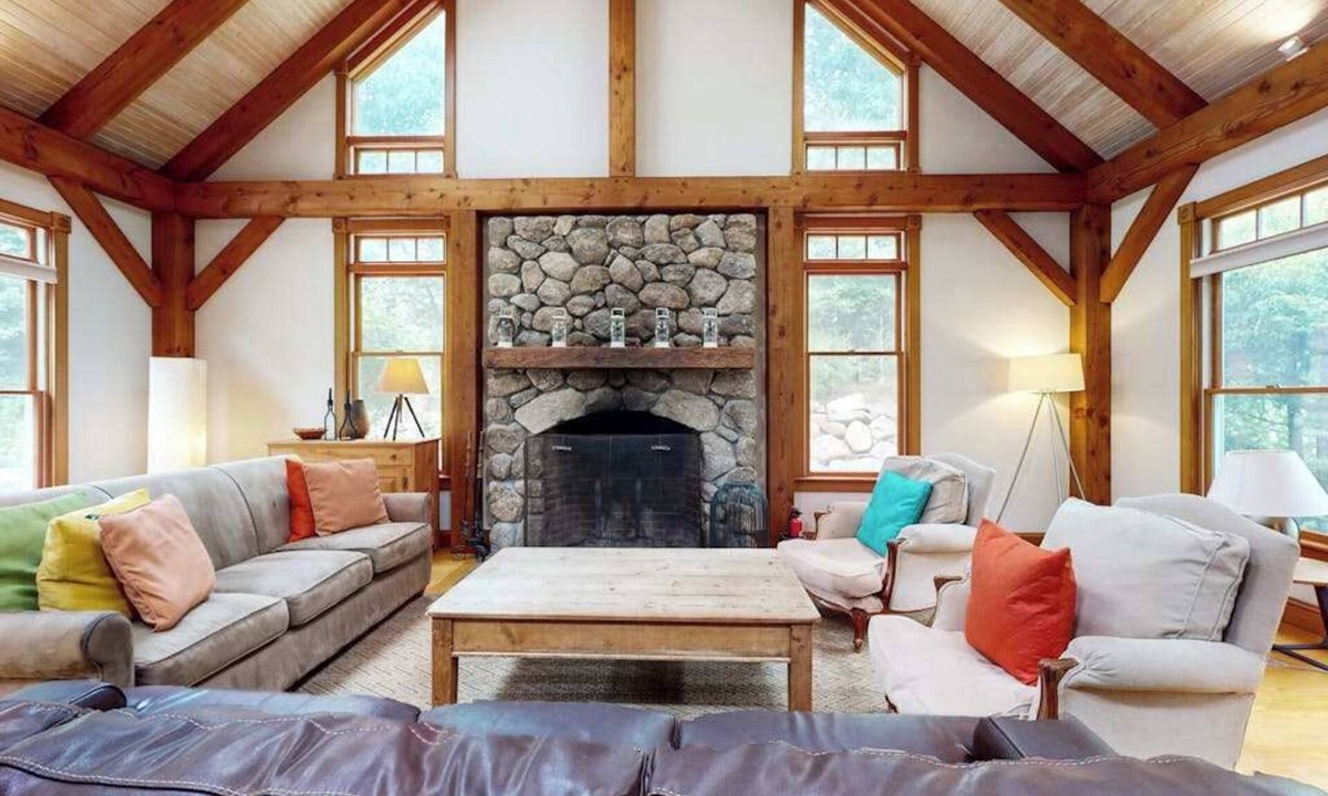 Centerville House | Contemporary Home w/Private Hot Tub, Deck, Game Room & Shared Dock Access