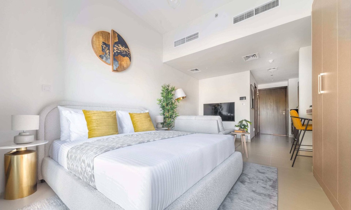 Dubai Apartment | Contemporary Studio in Jabel Ali!