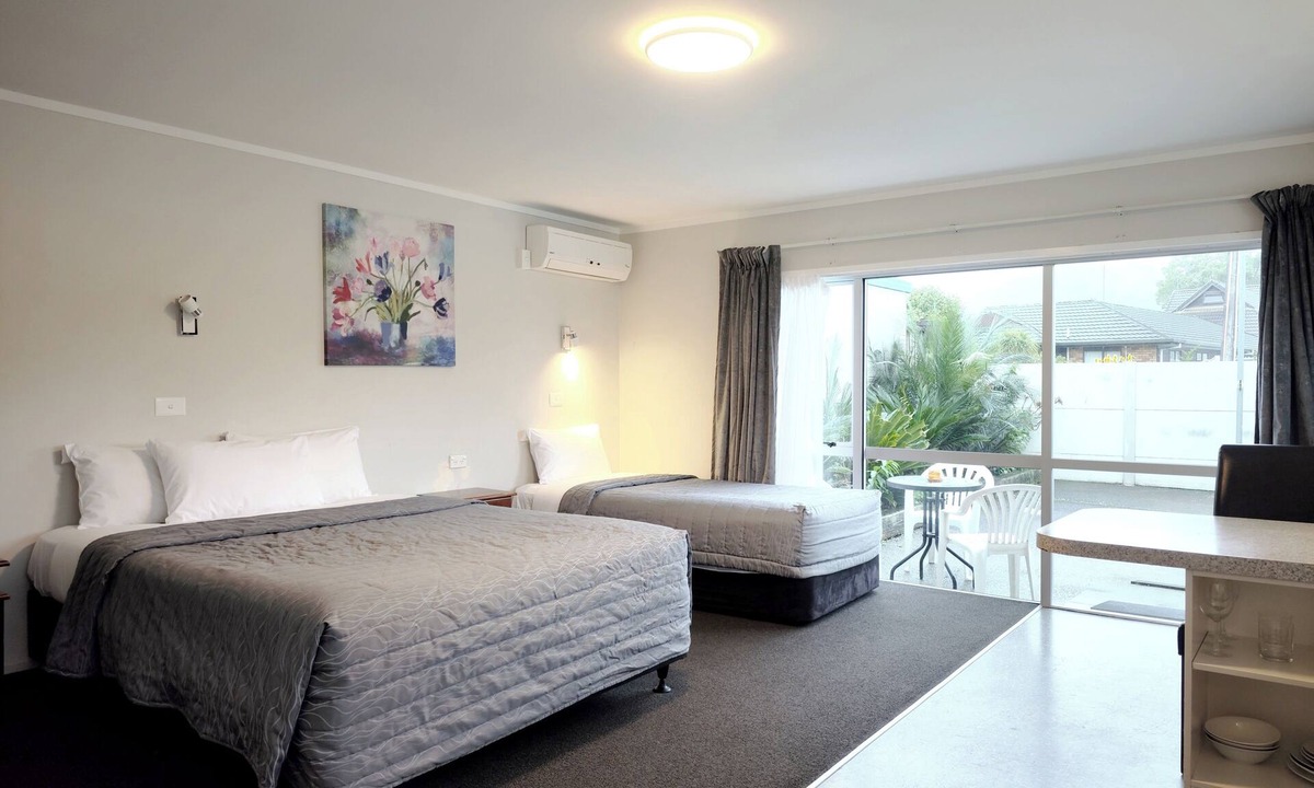 Whangarei Hotel | Continental Motel