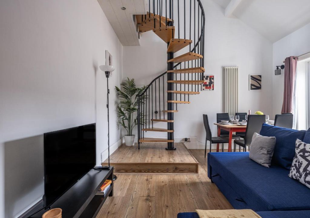 Sunderland Apartment | Contractor-Friendly 2Bed Nr Sunderland Hospital