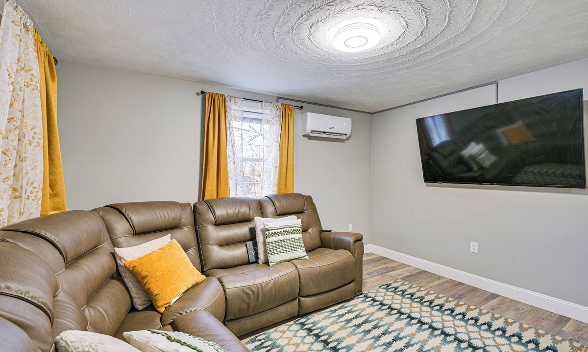 Attleboro Apartment | Convenient Apt Near Gillette Stadium, Foxborough