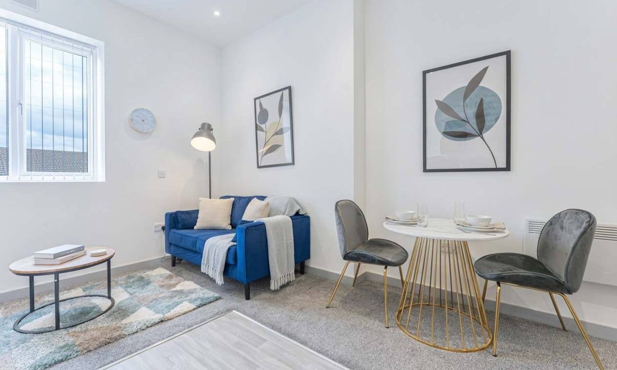 Brierley Hill Apartment | Convenient Budget 1 Bedroom Apartment in Dudley