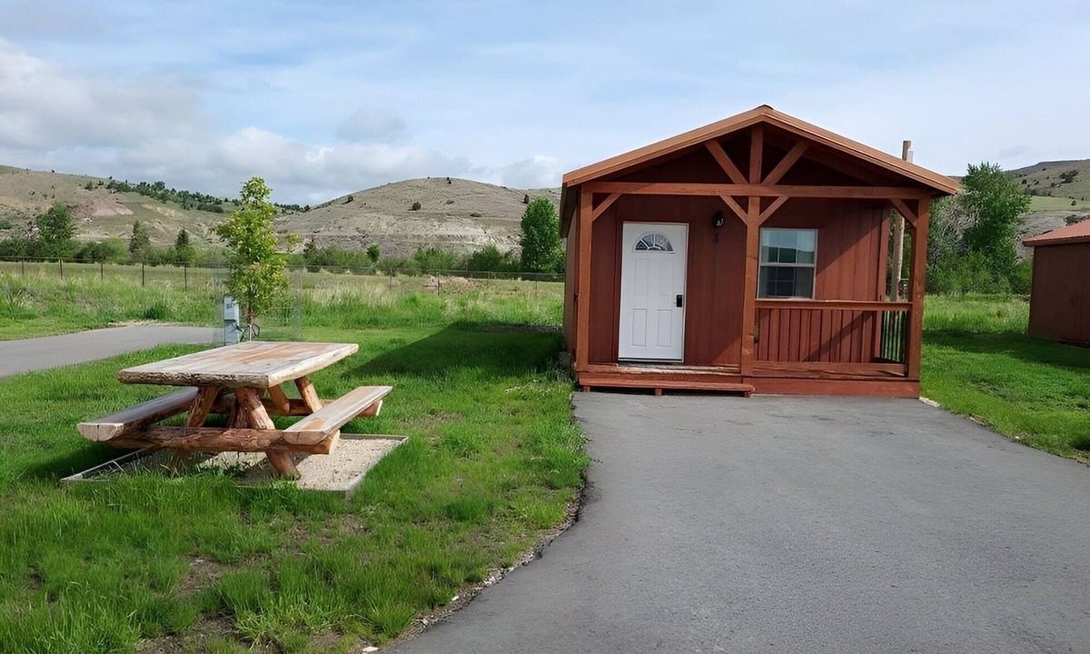 Anaconda Cabin | Convenient Cabin with Kitchenette - Enjoy Bike Trails to Copper Mountains