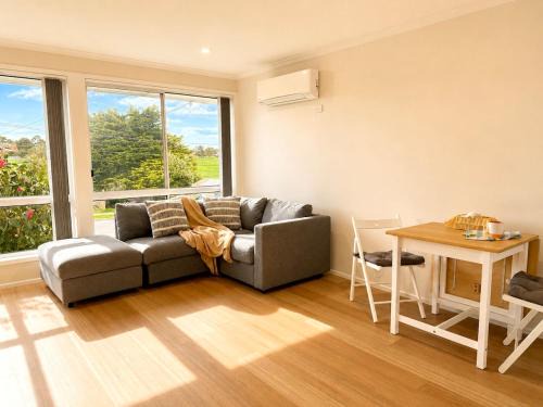 Jacana House | Convenient Melbourne Stay Near Airport