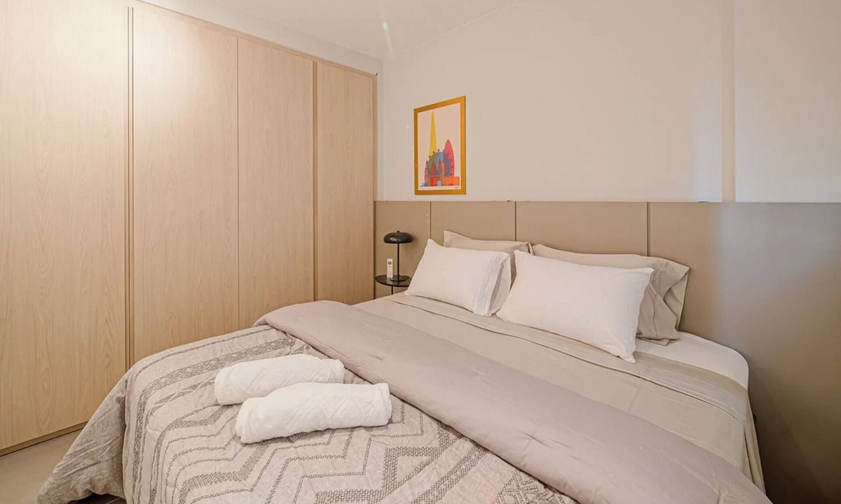 Anita Garibaldi Apartment | Convenient Stay with Wi-Fi and Comfort MIN201