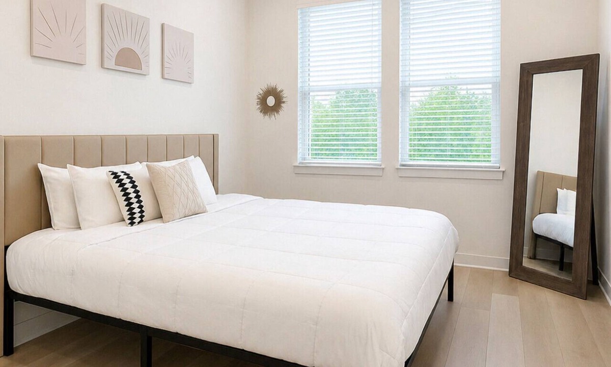 Sherman Apartment | Convenient WorkerFriendly A+Location, w/Pool&Gym