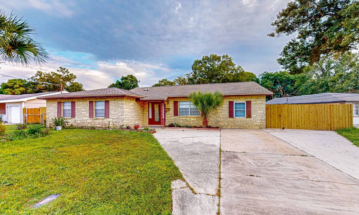 Orient Park House | Conveniently located home with private pool patio foosball and private WD