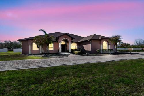 East Lake House | Convoy History Mansion