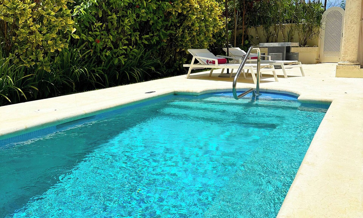 Mullins Villa | Cool Runnings: Beach Side Luxury