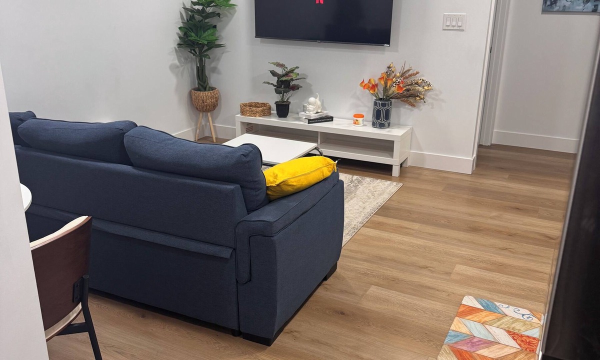 Northeast Edmonton House | Cool Urban Space Near Everything