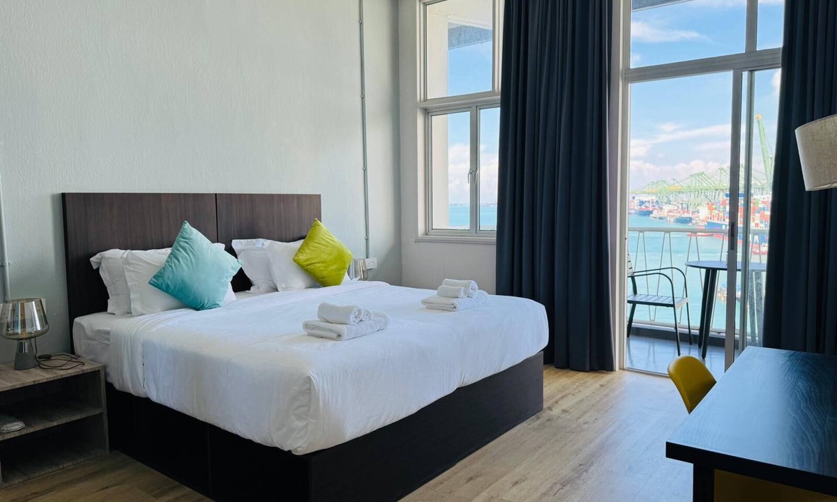 Queenstown Hotel | Cooliv Waterfront
