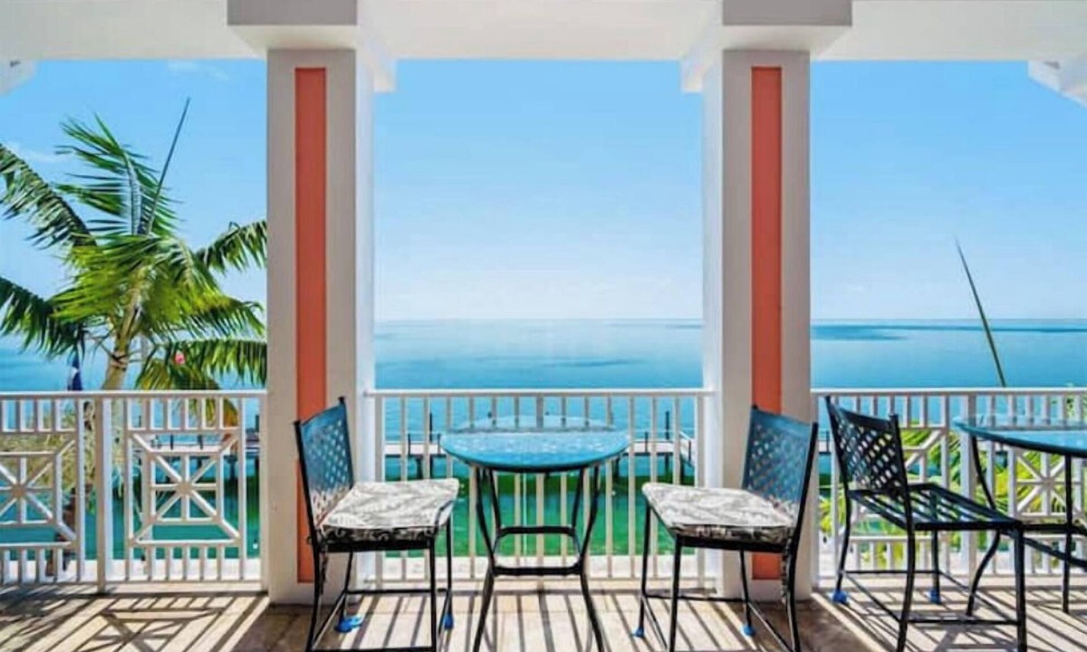 Coquina Key Apartment | Coquina Key tropical paradise