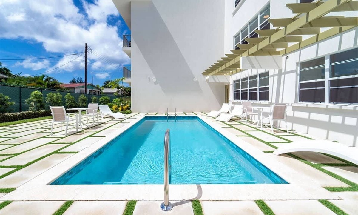Little Battaleys Apartment | Coral Beach 107