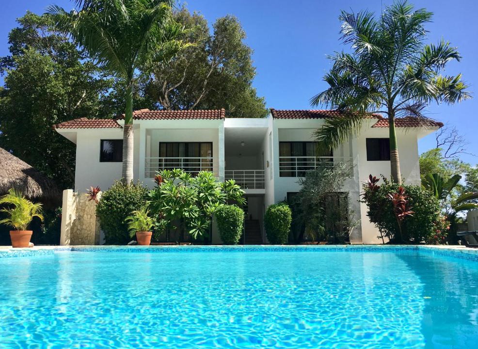 Playa Chiquita Hotel | Coral Blanco Hotel