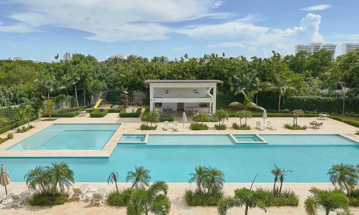 Juan Dolio - El Pueblo Apartment | ®{Coral*Cliffs~Executive} @JuanDolio + Pool + Gym