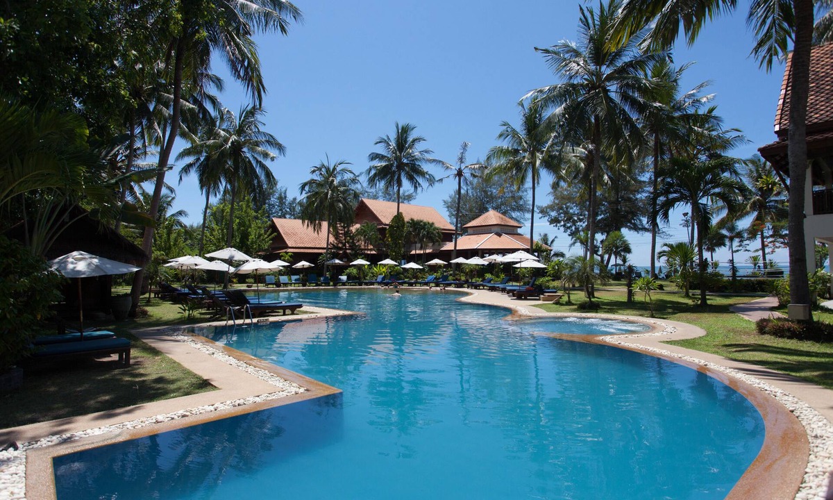 Phongprasan Resort | Coral Hotel Bangsaphan