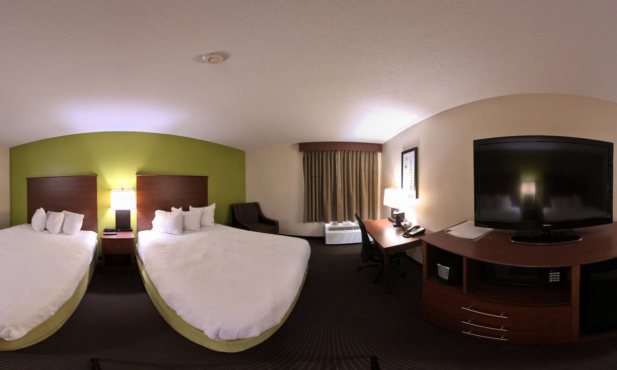 Black River Falls Hotel | Coratel Plus Suites by Jasper Black Riverfalls - 2 Queen Beds Non-Smoking
