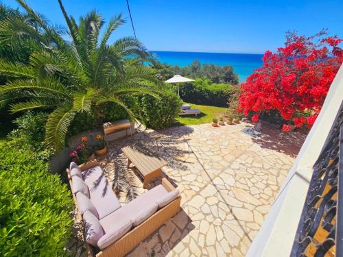 Glyfada Apartment | Corfu Glyfada Beach Apartment