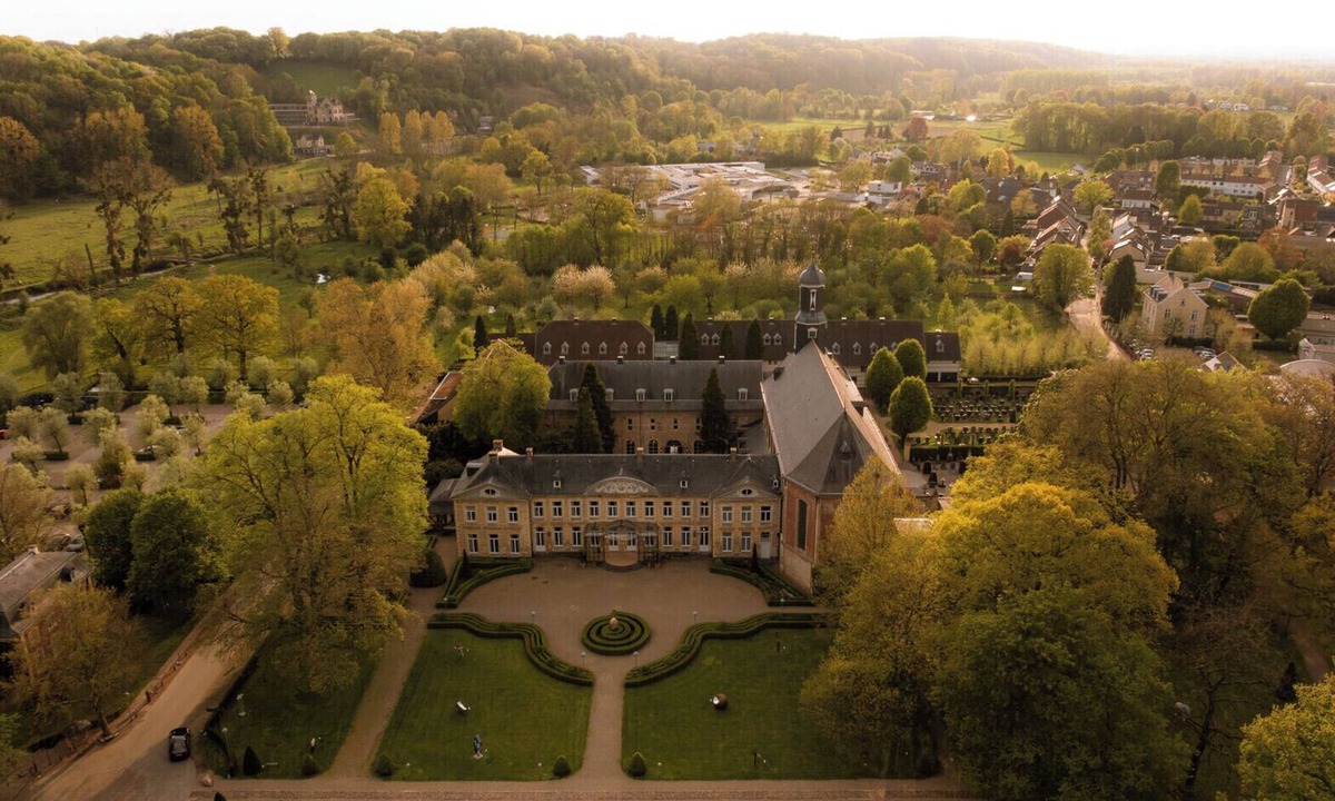 Vilt Apartment | Corneli Residences Château St. Gerlach
